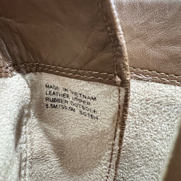 Michael Kors Carrigan Booties - Picture 3 of 6